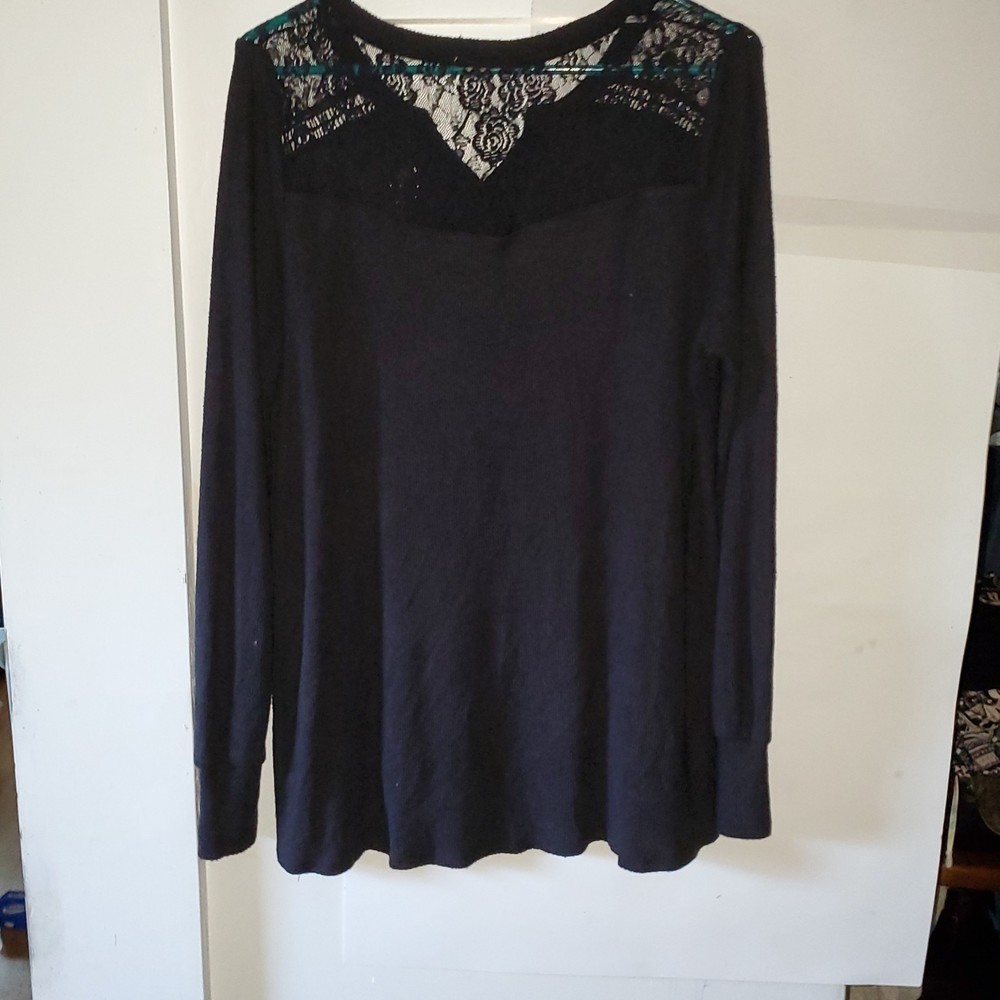 Falls Creek Women's Sweater Soft Loose Fit Henley Style Lace Detail Size L - Picture 10 of 13